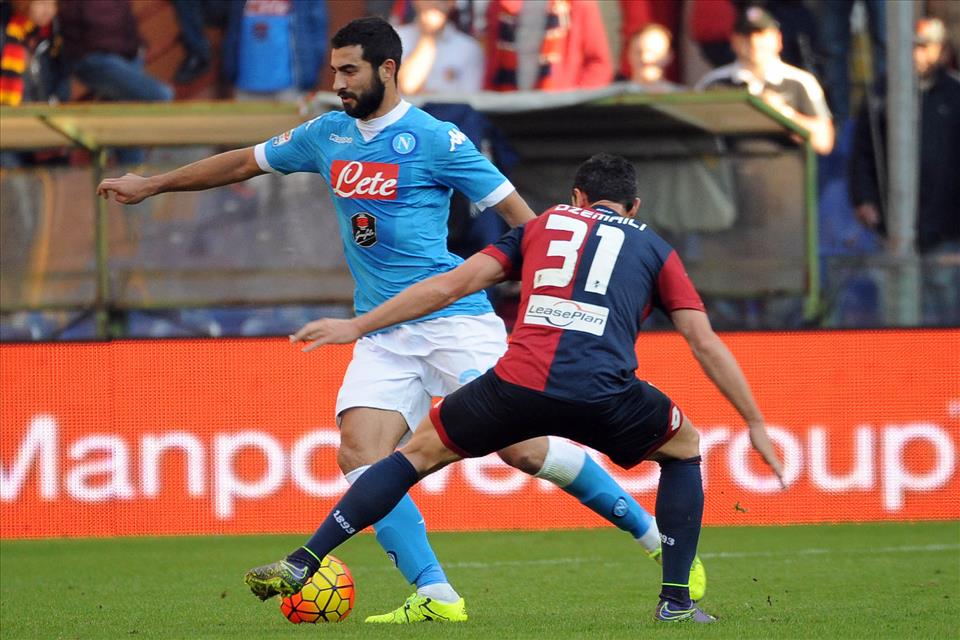 Genoa-Napoli 0-0, le pagelle / Albiol “meu Deus” da nove. Hamsik legnoso, Callejon quanti errori. Meglio che manchi il culo invece dell’anima