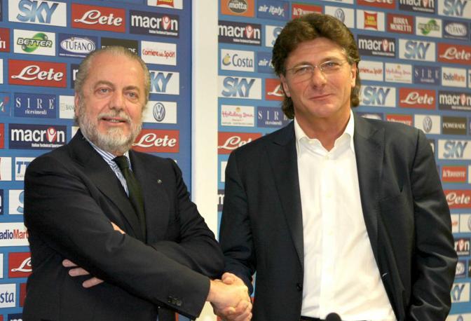 Quanto è triste e provinciale il Napoli che fissa un premio partita per battere Mazzarri