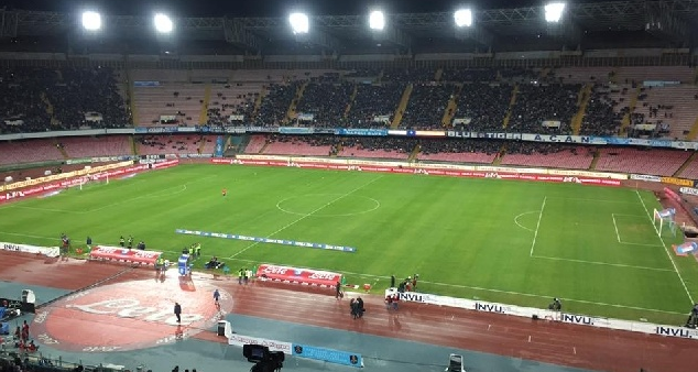 VIDEO/ Riscaldamento del Napoli al San Paolo sulle note di David Bowie