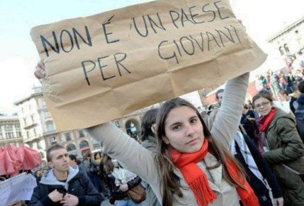 La fuga di ventenni da Napoli, Paolo Frascani e quei “sabato sera” della nostalgia