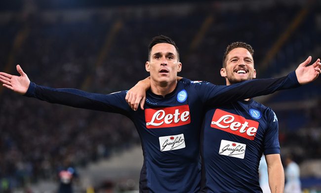 Mertens e Callejon i sacrificabili del Napoli per un centravanti classico