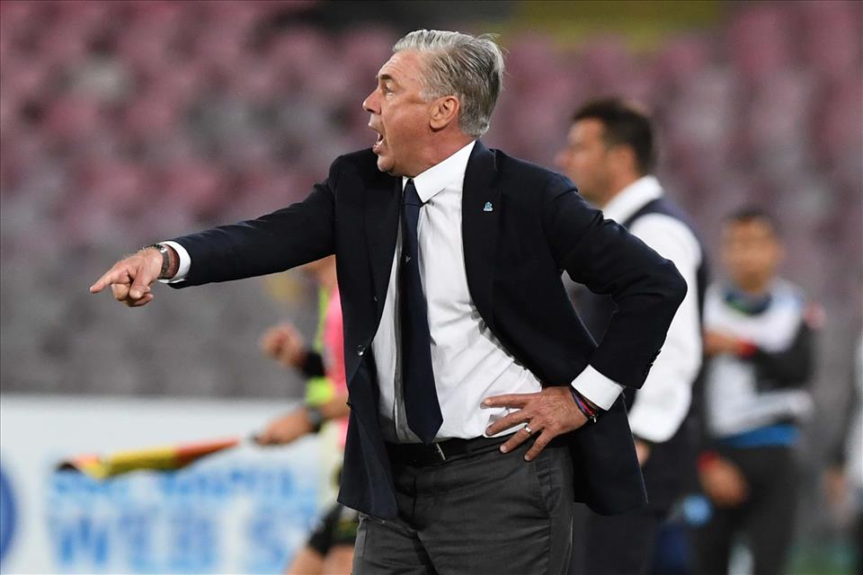 Napoli-Parma, un monologo in due atti: Ancelotti cancella previsioni e pronostici estivi