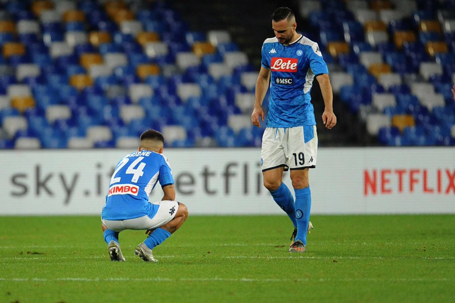 Repubblica: sul volto dei giocatori del Napoli in allenamento più sconcerto che rabbia