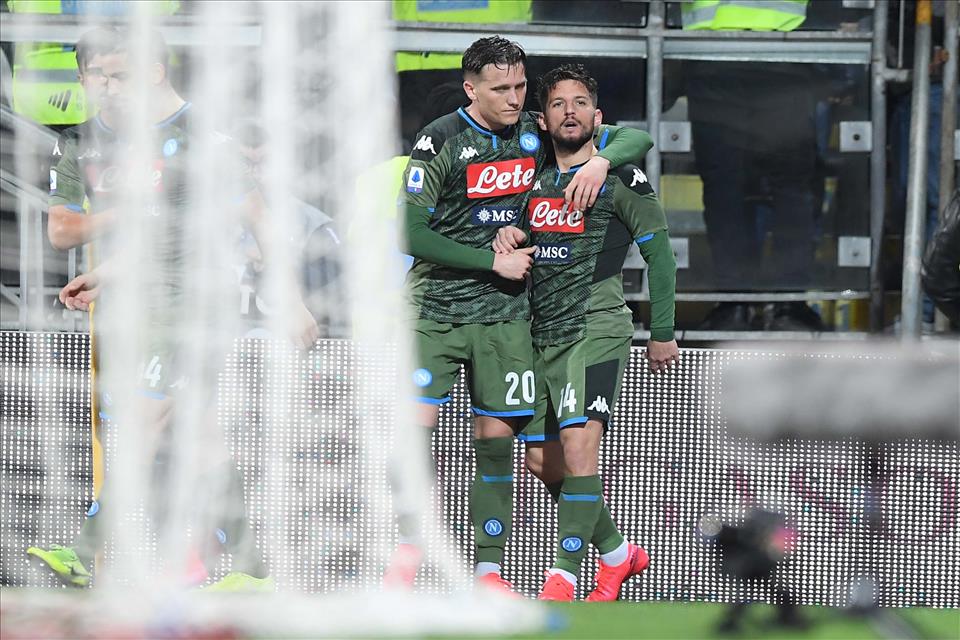 Mertens da 7, il gol è un capolavoro che appartiene alla genia di un fuoriclasse