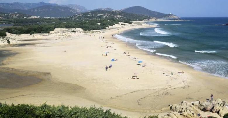 Campania, riaprono spiagge e stabilimenti balneari