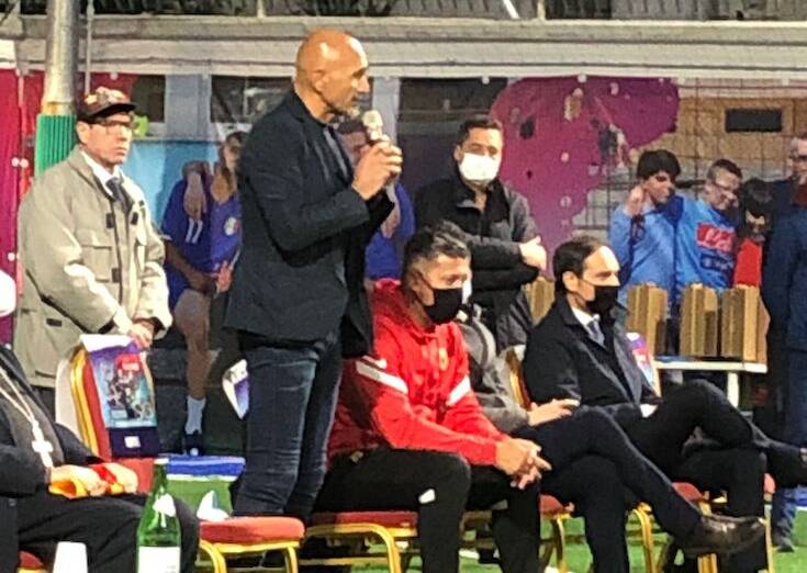 Spalletti ai bambini di Acerra: «Ora avete questa struttura, il regalo dovete mettercelo voi»