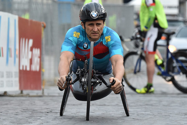 Il medico che segue Zanardi al Secolo XIX: «Mi ha detto “dobbiamo lavorare, voglio star bene”»