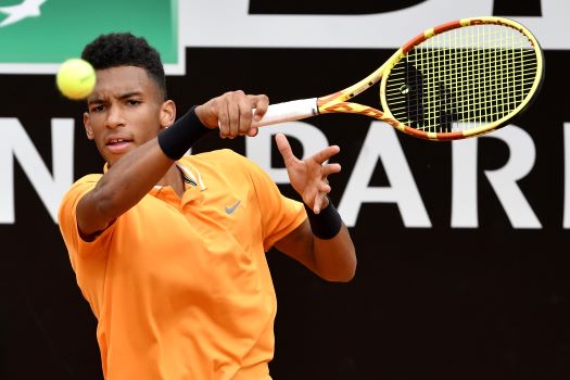 Tennis, a Cincinnati è polemica per l’errore arbitrale che ha regalato a Draper la vittoria contro Aliassime (Marca)