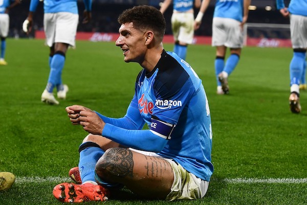 Ugolini: «A Napoli si pensa a Napoli-Fiorentina come data per lo scudetto»