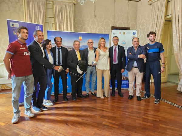 Napoli capitale della scherma, al Palavesuvio il campionato europeo cadetti e giovani