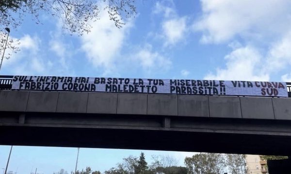 Roma: striscione della Curva Sud contro Fabrizio Corona