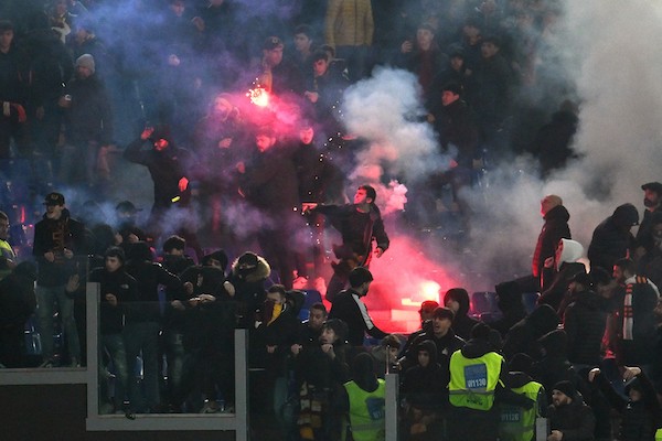 Coppa Italia, scontri tra gli ultras dell’Atalanta e della Juve lungo l’A1