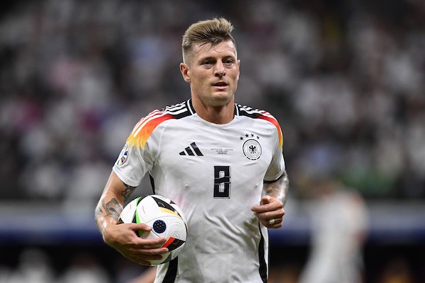 Il pronostico di Spagna-Germania. Il dio del calcio vuole bene a Kroos: i tedeschi vinceranno ai rigori