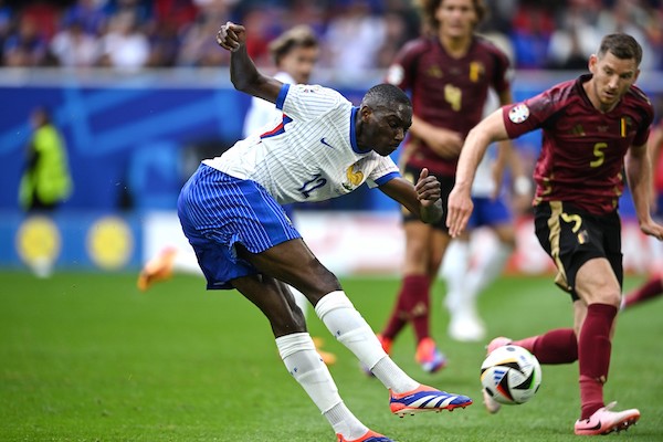 Francia, i calciatori se ne fregano delle critiche: «Non è un problema nostro»