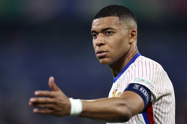 Mbappé insinua che dietro la notizia del sospetto stupro ci sia lo zampino del Psg (L’Equipe)