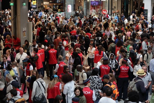 Olimpiadi, sabotaggio delle linee ferroviarie: si sospetta dell’estrema sinistra ambientalista