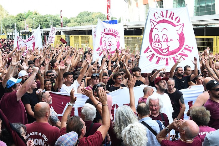 Calcio proteste 