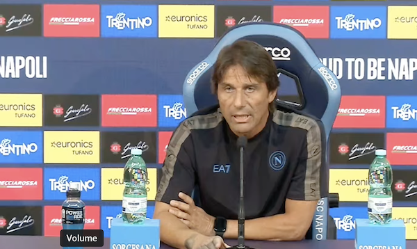 Conte: «Giro di campo? Era il minimo che potessi fare. Ho salutato anche i nostri tifosi (del Napoli)»