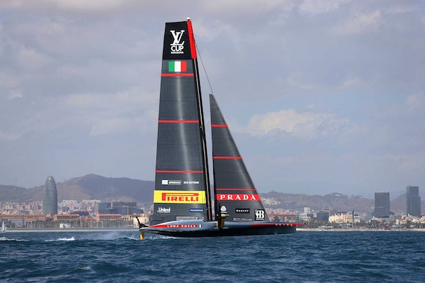 Louis Vuitton Cup, a Luna Rossa non riesce l’impresa. Ineos Britannia vince il torneo al primo match point