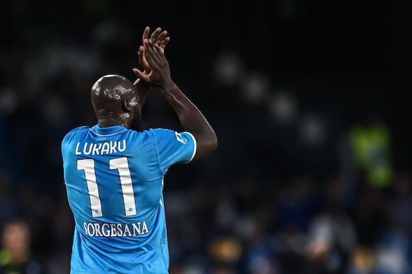 Meno male che Lukaku non serviva. Il Napoli ha grande forza mentale: 3 1 al Como ed è sempre primo