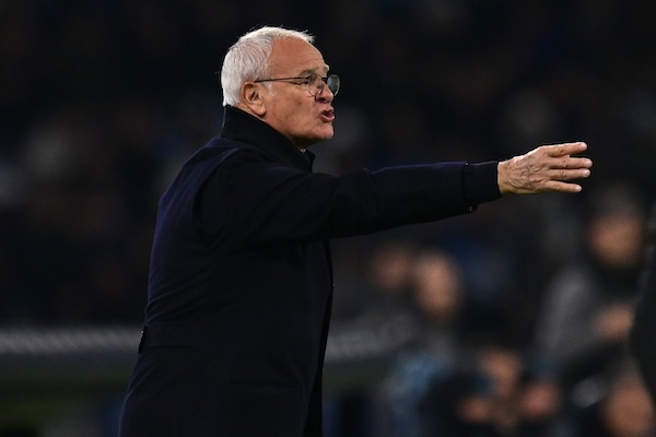 Negli spogliatoi Ranieri legge i social e mette Hummels, Lukaku ringrazia