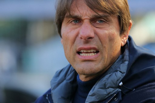 Conte l’aziendalista che valorizza le risorse umane, altro che talebano (il Napoli non gioca con la difesa a tre)