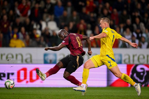 Lukaku elimina l’Ucraina, doppietta col Belgio. Due grandi gol: uno al volo e l’altro di destro