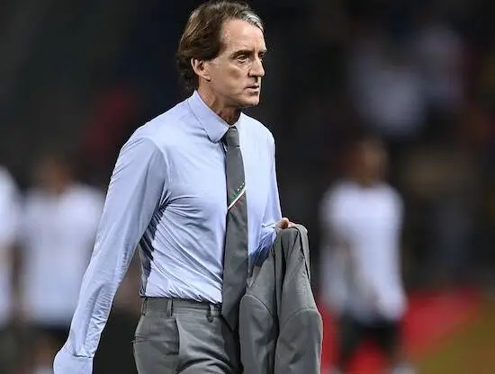 Mancini: «Donnarumma lo valuteremo domattina. Gnonto? Per la sua età gioca a calcio come pochi»