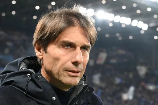 Conte, frecciata agli esteti: «Dicono che le altre sono più pettinate e profumate, ma il Napoli è una squadra europea»